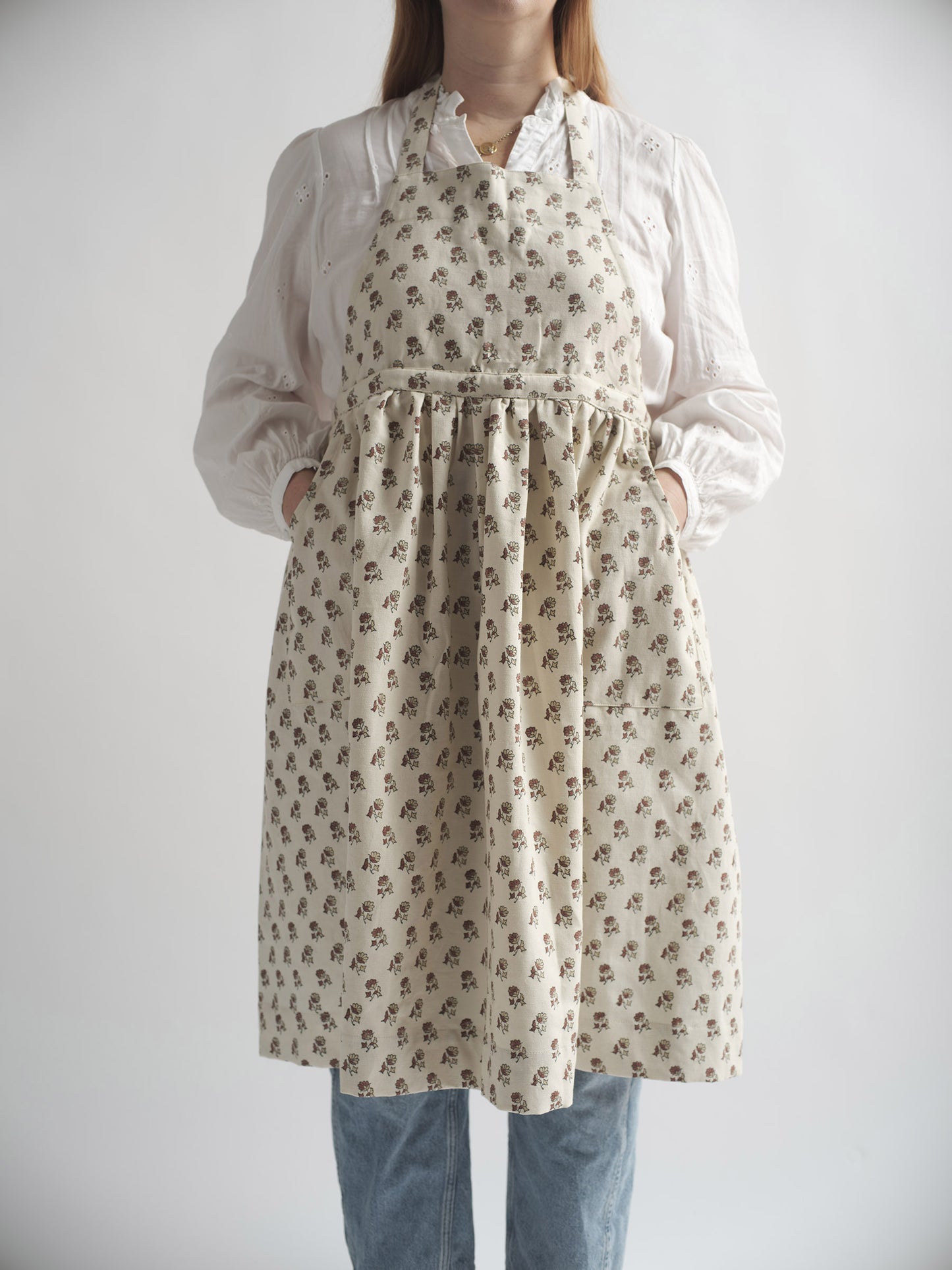 Organic Cotton Apron - Daisy block print in cedar